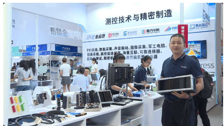 國產(chǎn)自研測試測量設(shè)備集群亮相，賦能國防電子自主創(chuàng)新